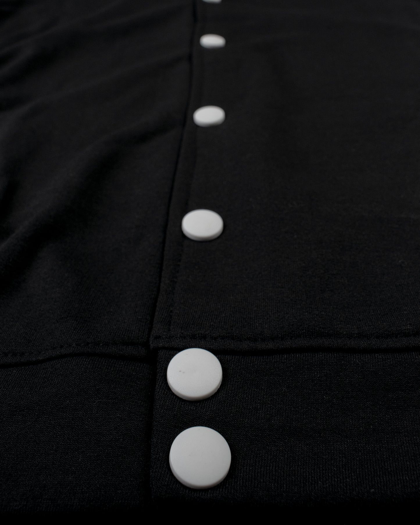 SOLID VARSITY | RELAXED FIT