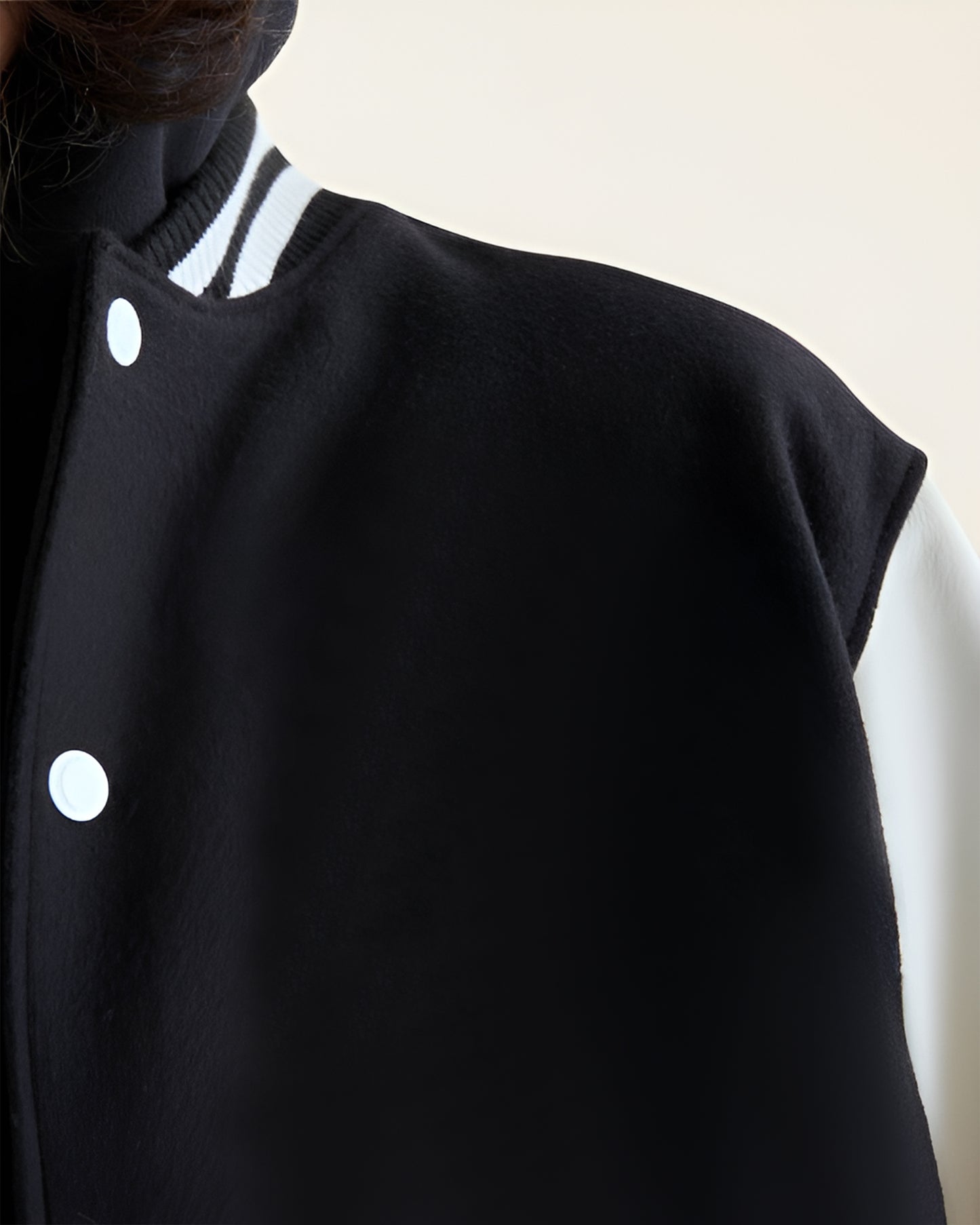 SOLID VARSITY | RELAXED FIT