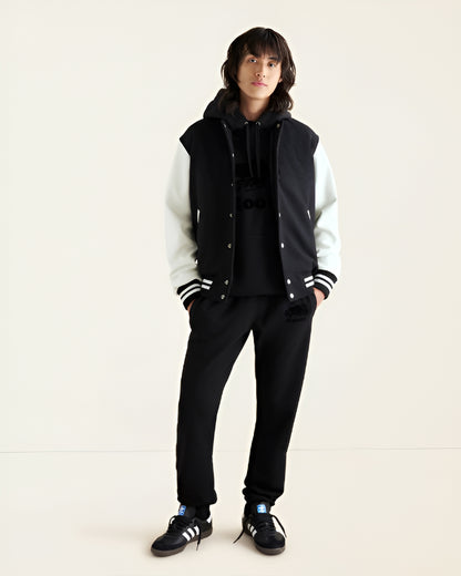 SOLID VARSITY | RELAXED FIT